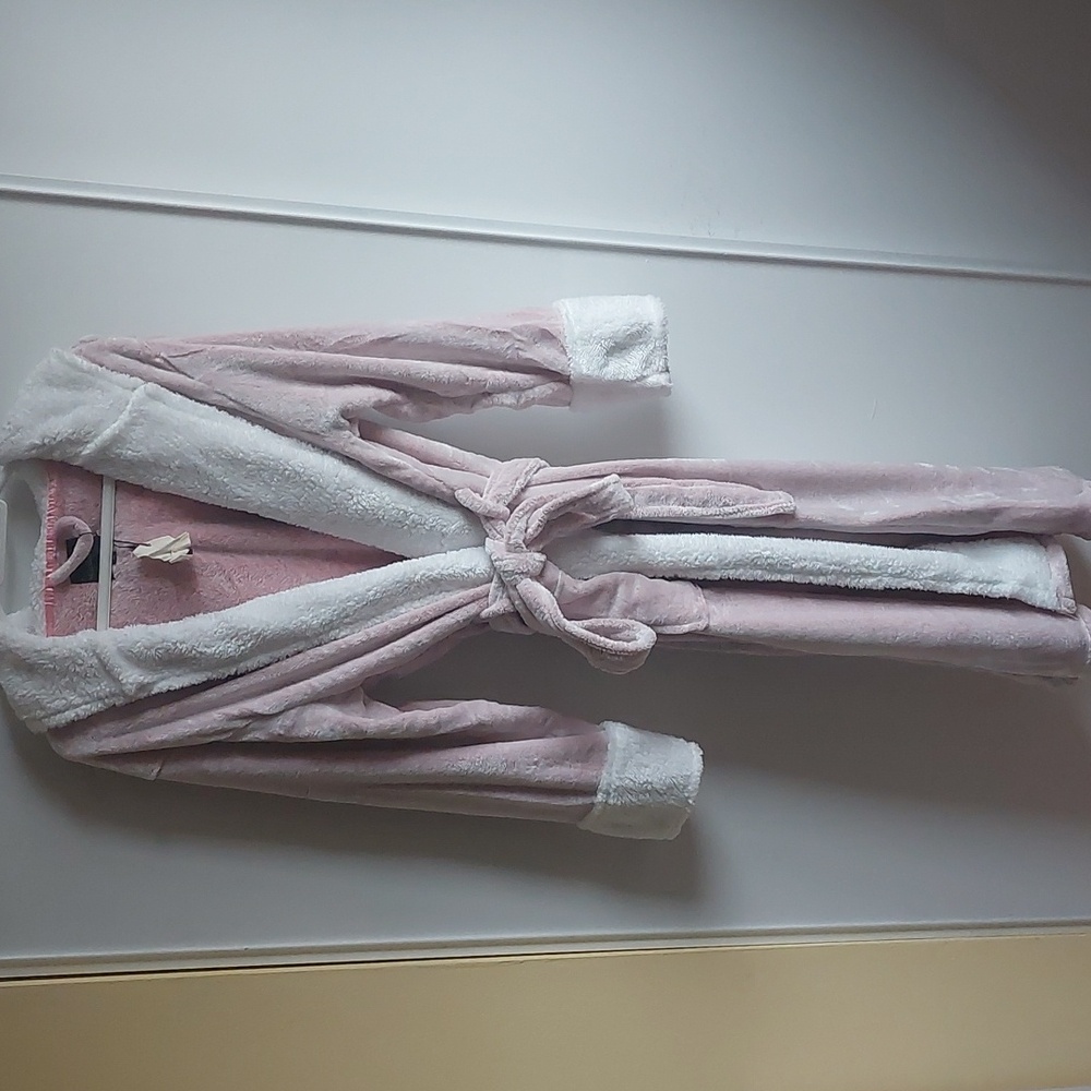 New Pink Medium Robe